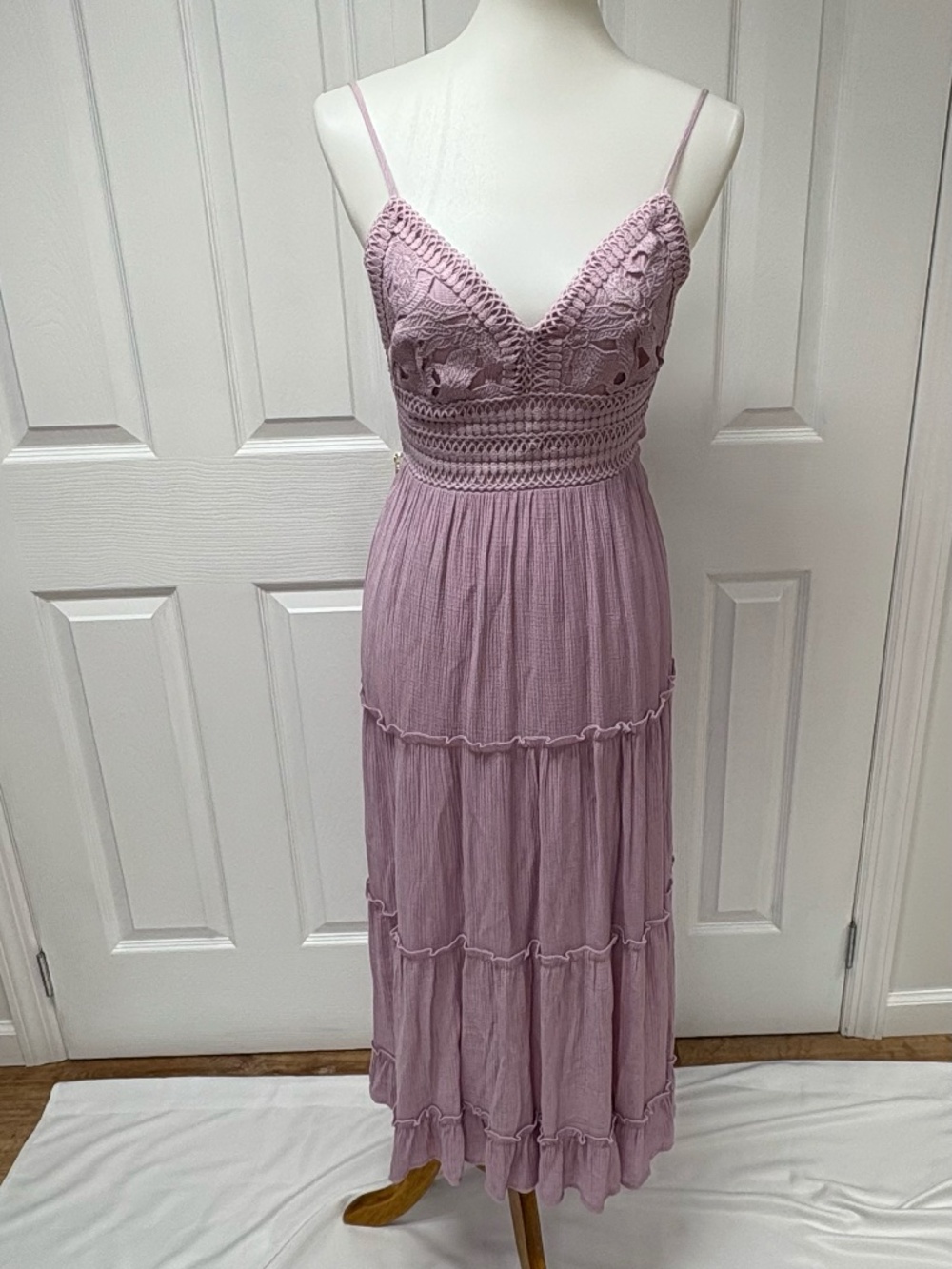 2Bella Sausalito‎ Lilac Maxi Dress With Lining - Size S. NEW With Tags in Bag.